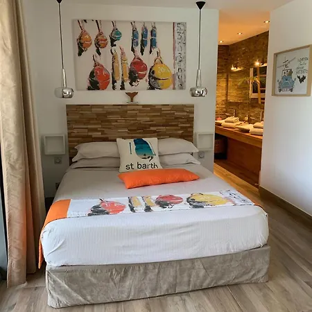 Bed & Breakfast Les Voiles De Valescure *